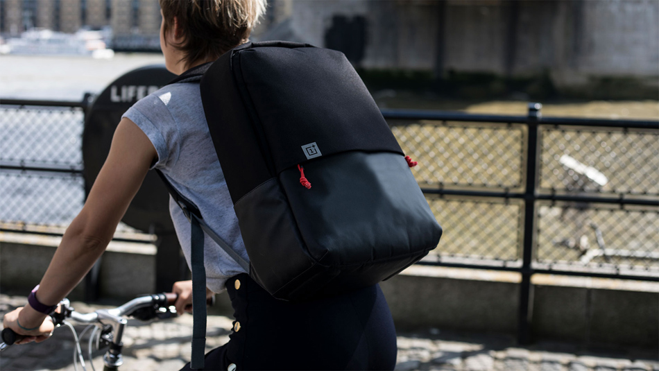 oneplus travel backpack space black